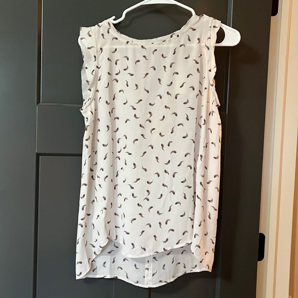 Loft sleeveless blouse